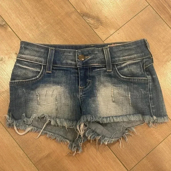 4/$25 Siwy Cut Off Shorts Sz 23 - Picture 1 of 3
